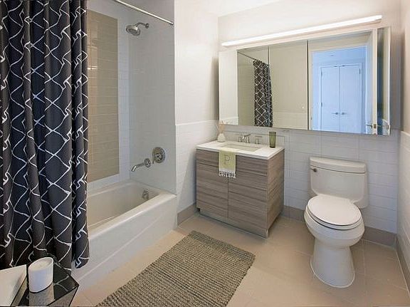 4th image of 511 47th Ave APT 5L