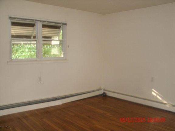 4th image of 2216 Mount Hood Ln