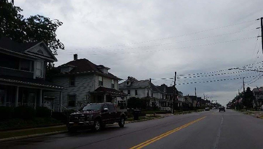 2nd image of 302 S Main St
