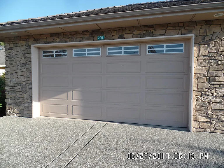 200 Cascadia Loop — Photo 15