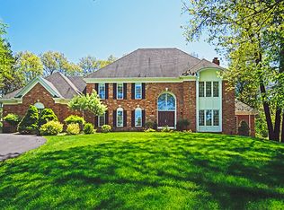 2460 Overglen Ct, East Lansing, MI 48823