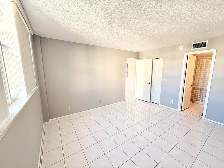 2929 S Ocean Blvd #406 — Photo 10