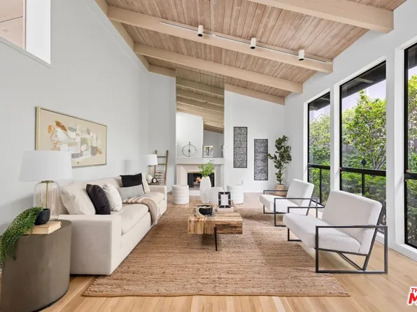 2826 Motor Ave, Los Angeles, CA 90064