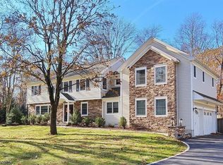 58 Penwood Rd, Basking Ridge, NJ 07920