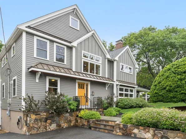 5 Stone Rd, Arlington, MA 02474