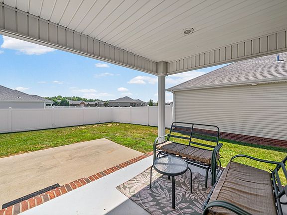 5th image of 303 N Abbey Way