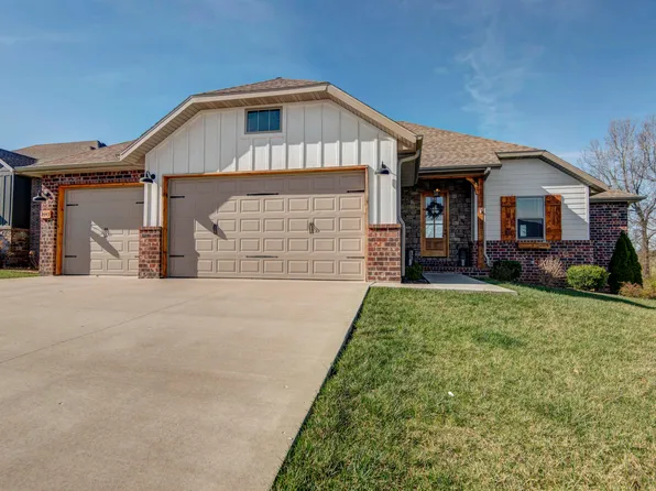 2443 W Barcelona Street, Ozark, MO 65721