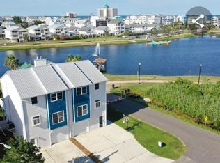 300 Columbia Ave #A, Carolina Beach, NC 28428