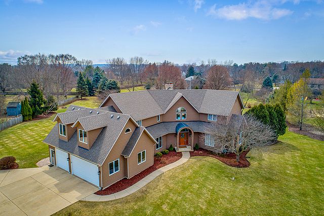 1st image of 6N258 Creekside Dr