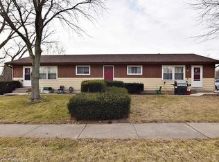 470-472 Princeton Ct, Elgin, IL 60123