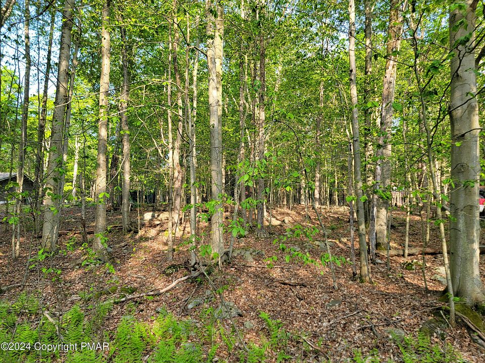 1st image of N1951 Creekview Dr W