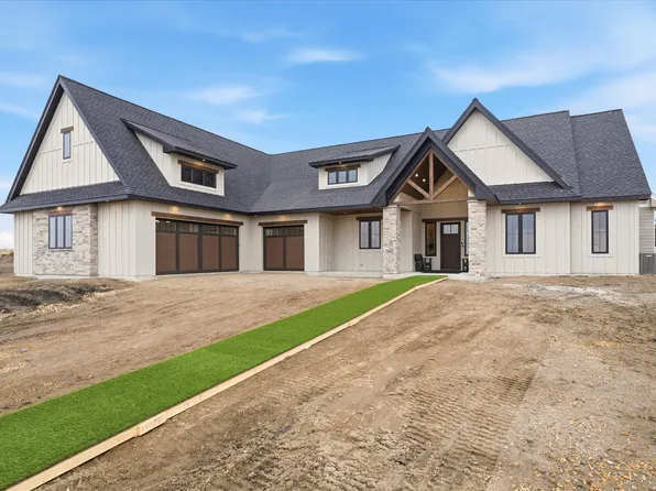 7982 Eldorado Rd, Prior Lake, MN 55372