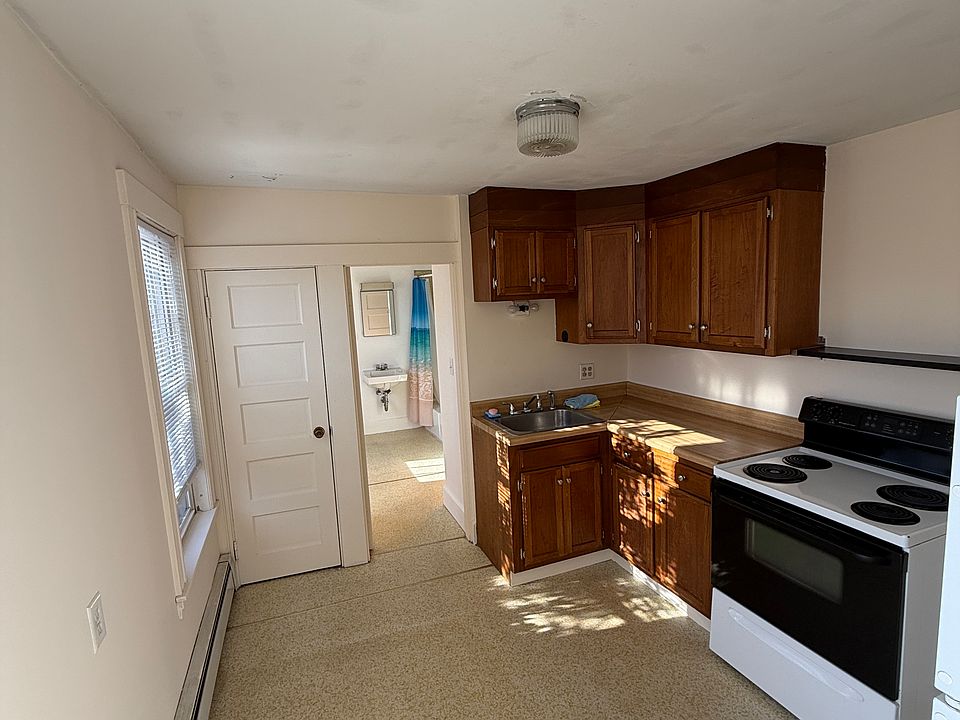1st image of 108 Apsley St APT 5