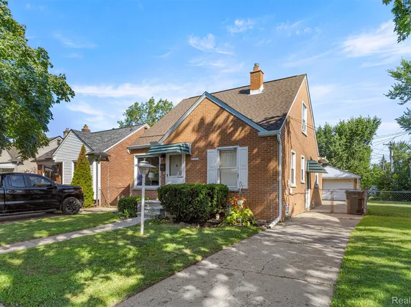 21934 Carlysle St, Dearborn, MI 48124