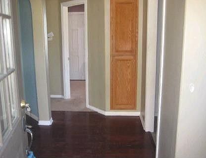 2nd image of 924 Hemming Way