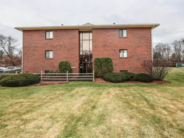 434 Abbott Farm Lane #434, Hudson, NH 03051