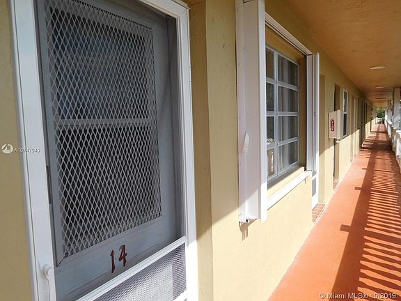 3rd image of 20330 NE 2nd Ave APT 14