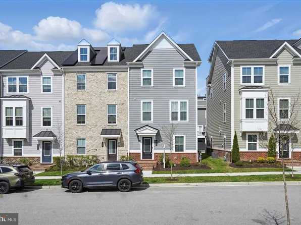 306 Bevington St, Middle River, MD 21220