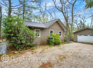10 Hayward Ave, Miller Place, NY 11764