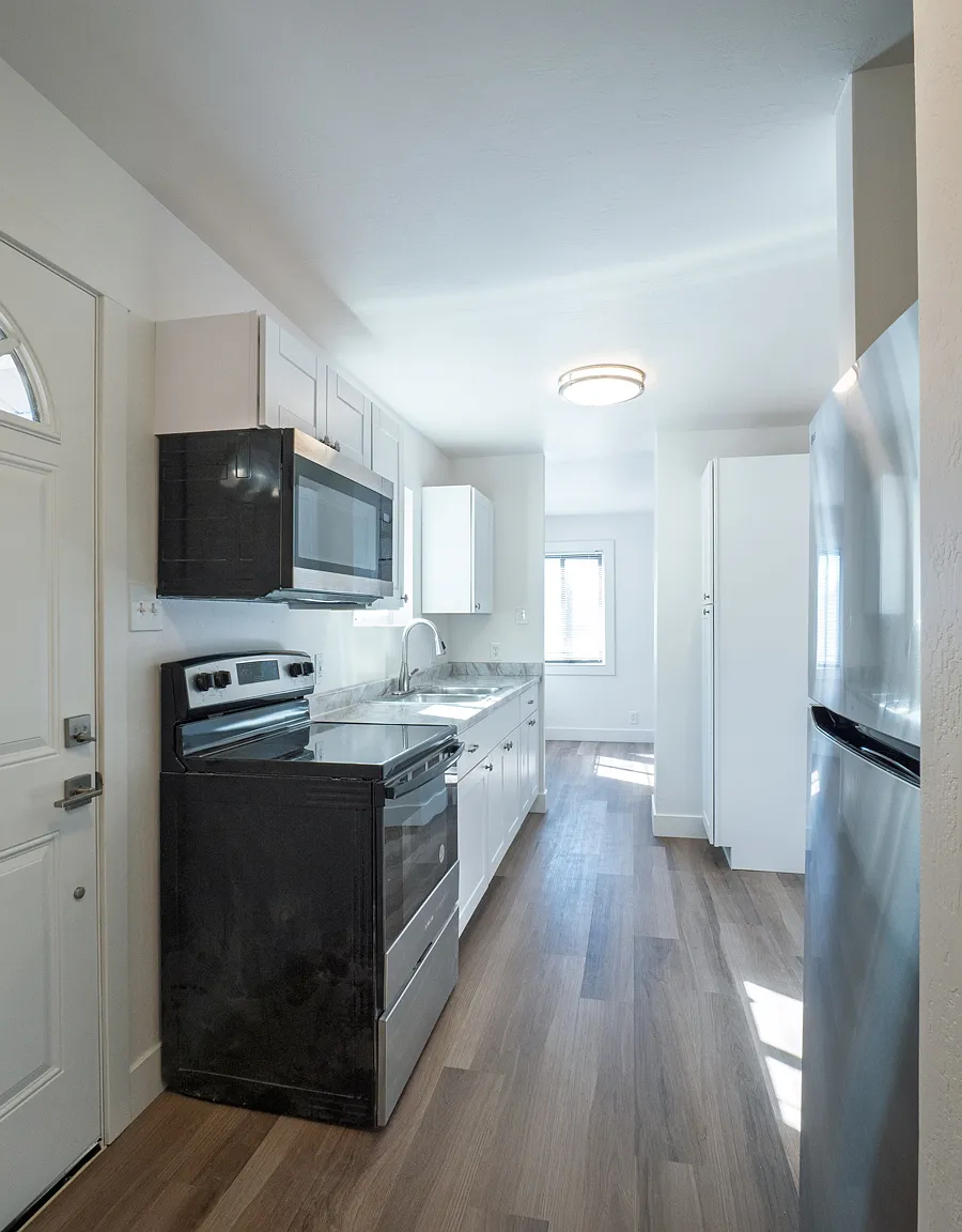First St 409, Williams - 417 — Photo 2