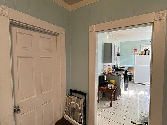 5th image of 420 Hyde Park Ave Floor 2