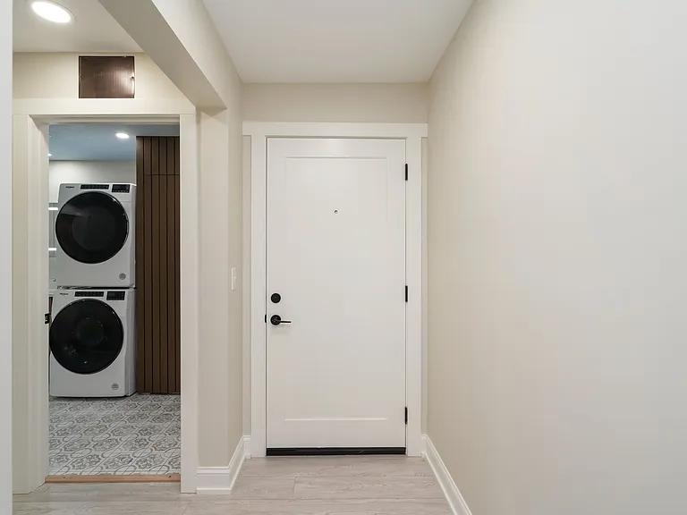100 E Tennessee Ave #101 — Photo 8