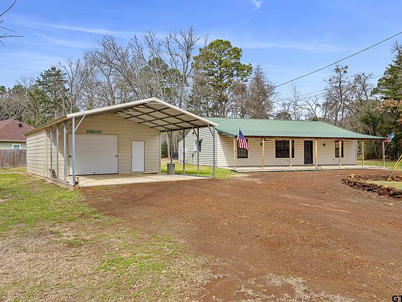 4th image of 326 Ella Ln