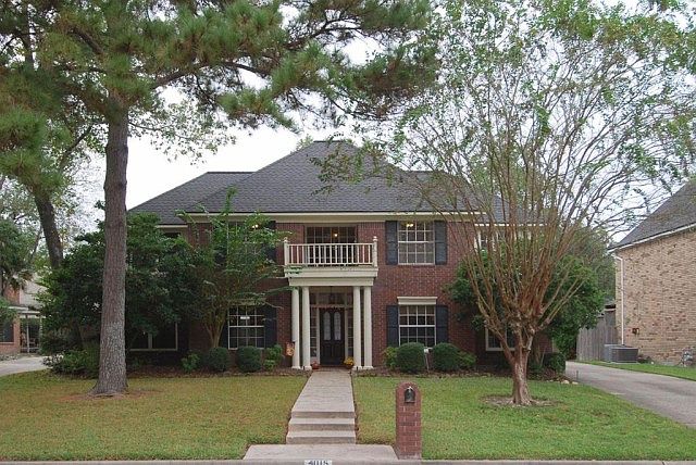 1st image of 4015 Spruce Valley Dr