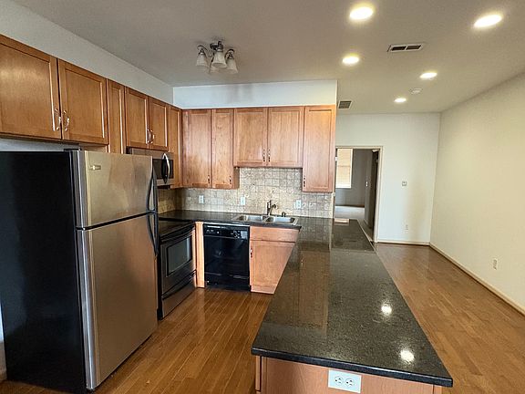 2nd image of 344 S High St #201