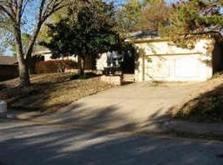 2012 Cedar Ridge Rd, Edmond, OK 73013