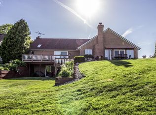 10758 W Braemar Dr, Holly, MI 48442