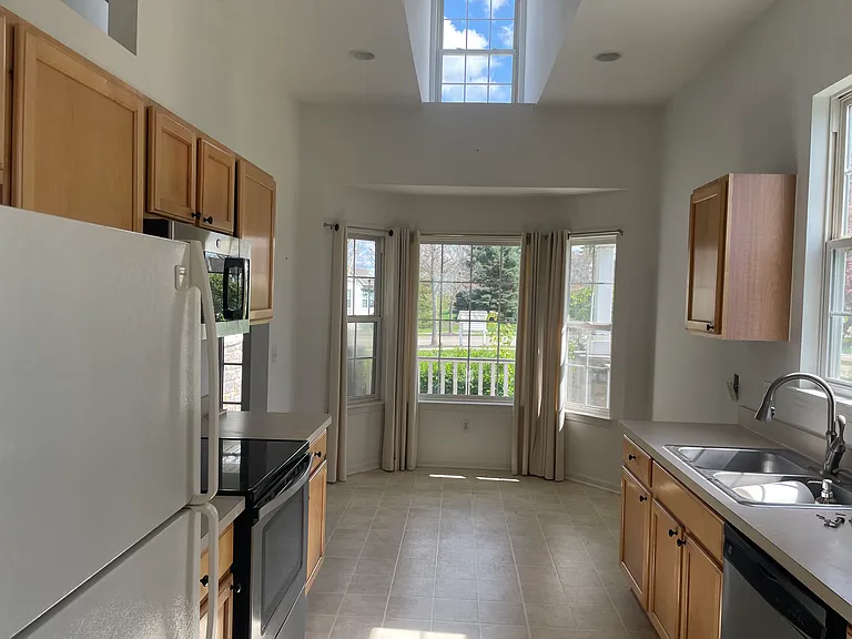 Kitchen with Nook