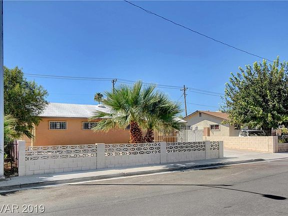 4th image of 2632 Brady Ave
