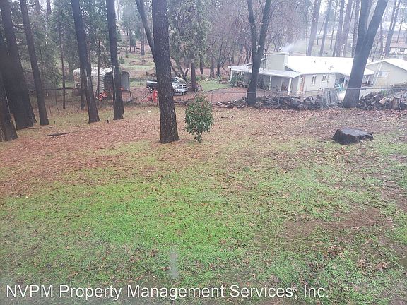 3rd image of 1001 Brookwood Cir Unit B