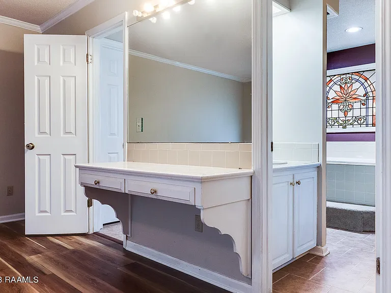 101 Chateau Pl — Photo 10