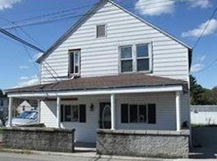 201 N Market St, Carmichaels, PA 15320