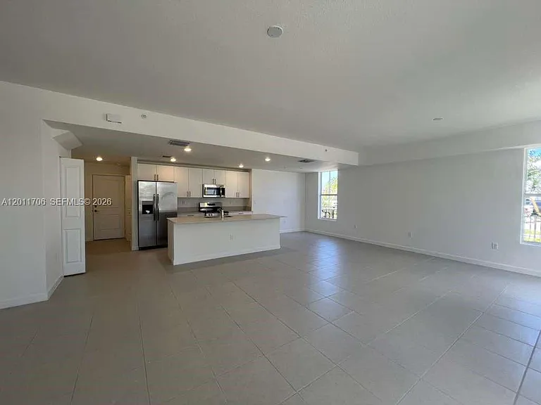 12430 SW 248th St #9 — Photo 4
