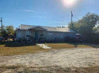 1217 Lipan Dr, Granbury, TX 76048