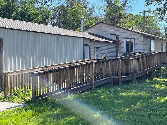 2nd image of 206 Crook Ave