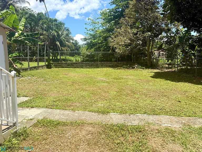 1 Guayabo — Photo 11
