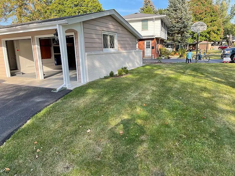 1411 Paula Ave — Photo 6