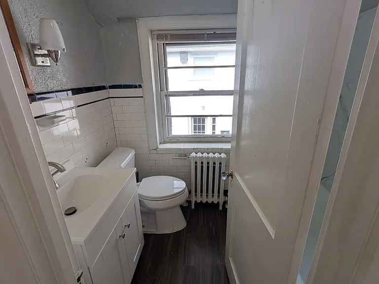 205 E Church Rd — Photo 10