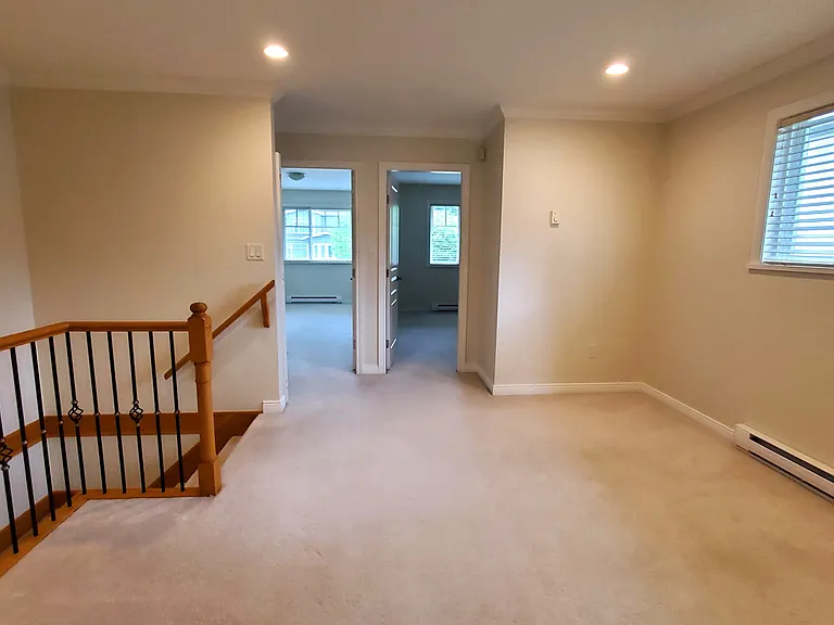 2nd floor Large open den area. Looking towards 2 bedrooms