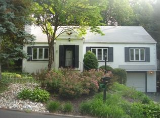 153 Pine Hl, Feasterville, PA 19053