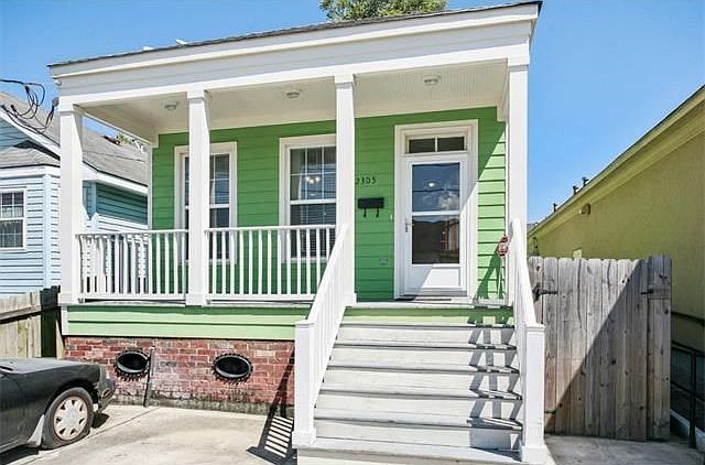 1st image of 2305 Painters St