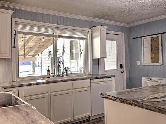 5th image of 334 Snyder Rd