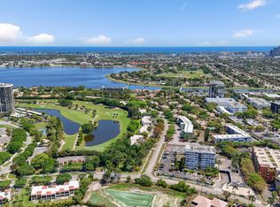 1638 Embassy Drive #208, West Palm Beach, FL 33401