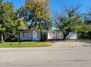 504 8th St, Brownwood, TX 76801