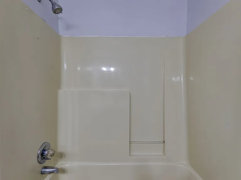 204 Bob White Dr — Photo 31