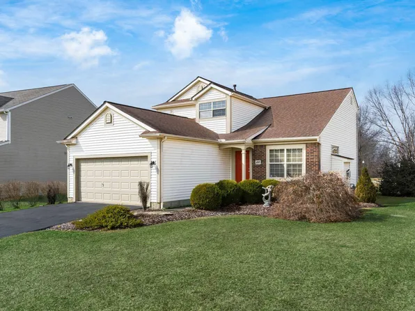 495 Lockmead Dr, Pataskala, OH 43062